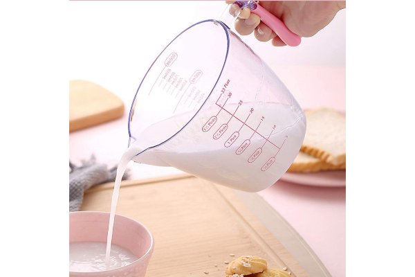 4672 DOSEUR EN PLASTIQUE 900 ML